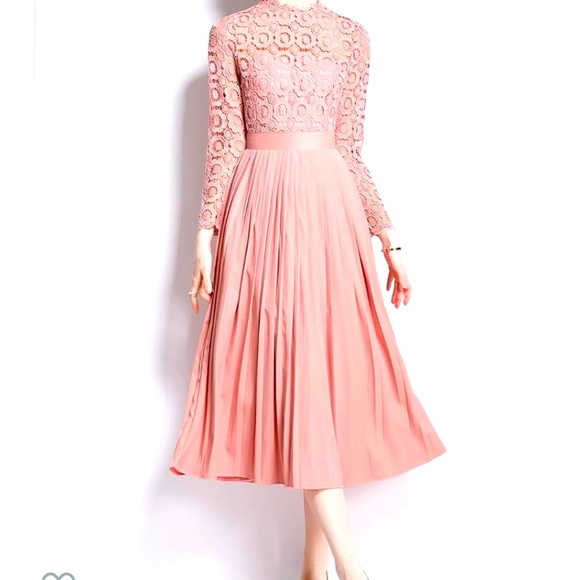 Haokeke Dresses & Skirts - HAOKEKE women’s long sleeves Lace formal Large L Pleated Maxi dress Pink Chiffon